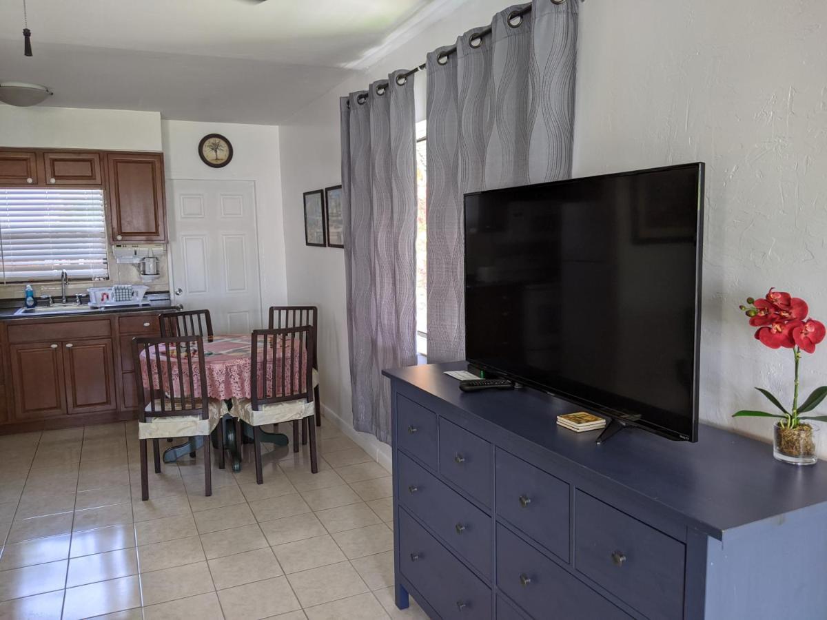 Breakaway Inn Guest House Fort Lauderdale Extérieur photo