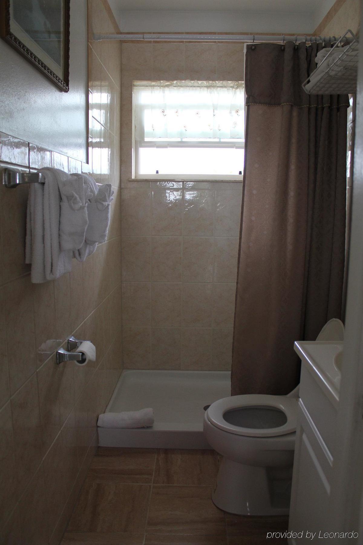 Breakaway Inn Guest House Lauderdale-by-the-Sea Extérieur photo