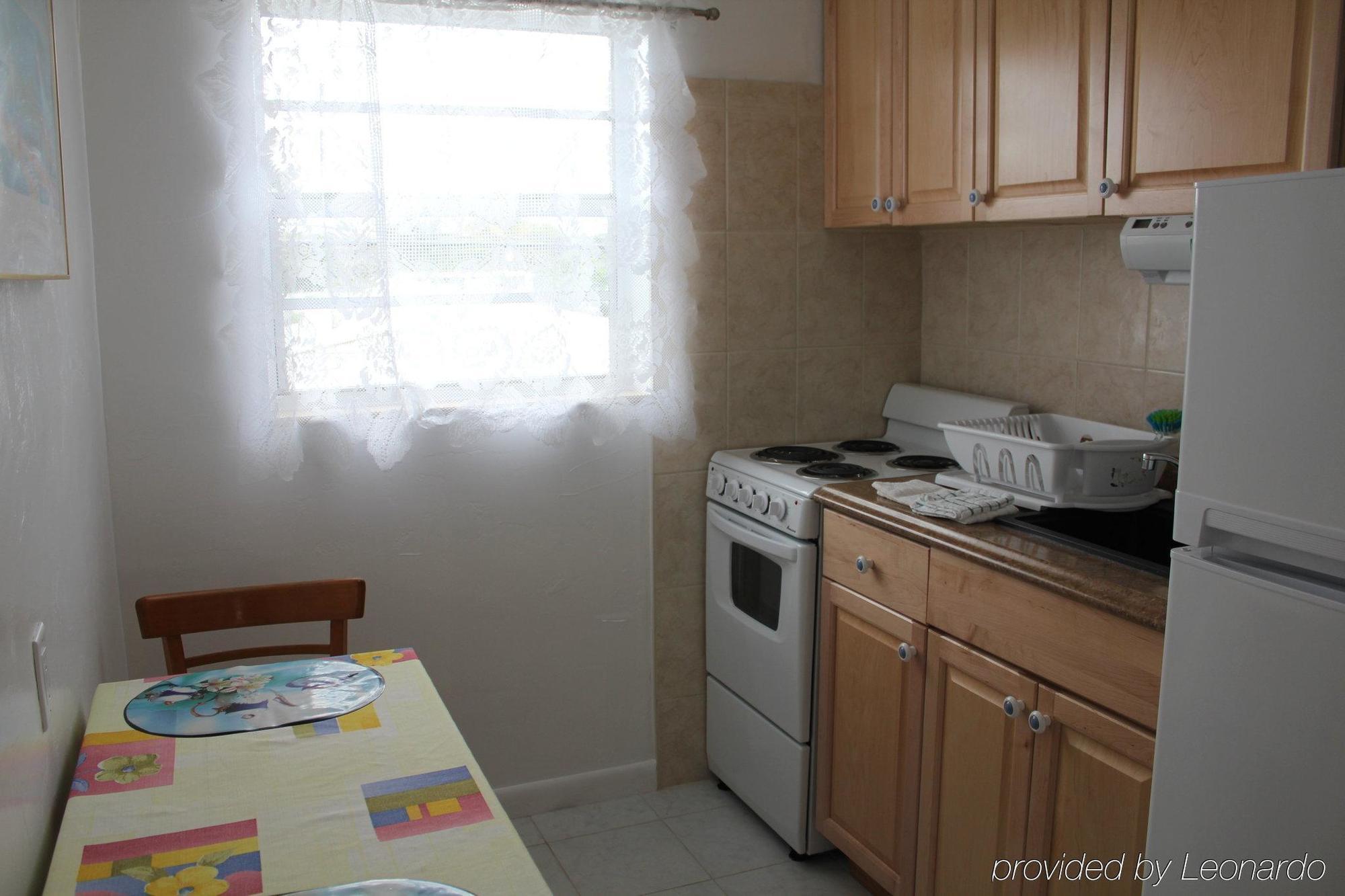 Breakaway Inn Guest House Lauderdale-by-the-Sea Extérieur photo