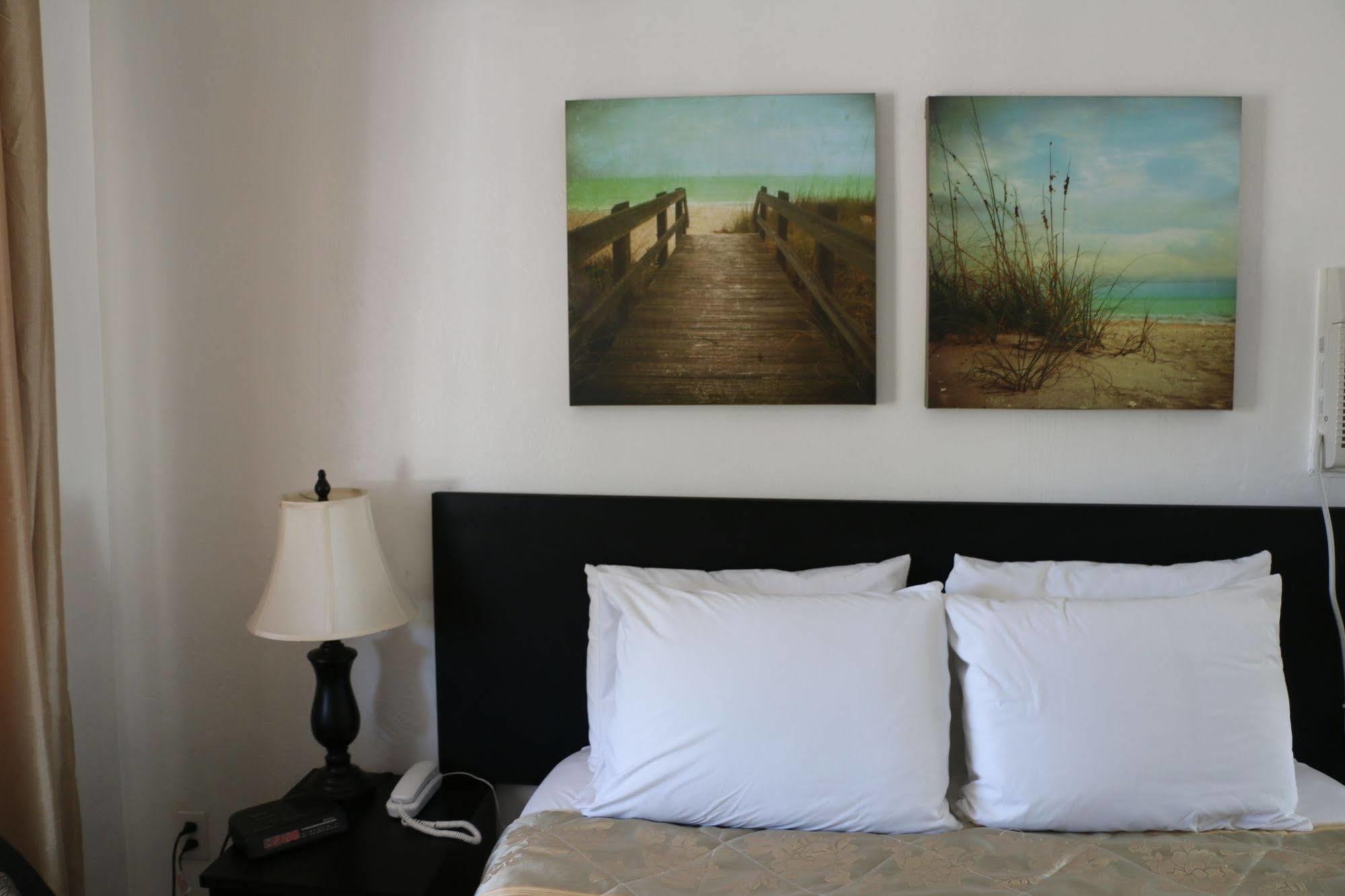 Breakaway Inn Guest House Lauderdale-by-the-Sea Extérieur photo