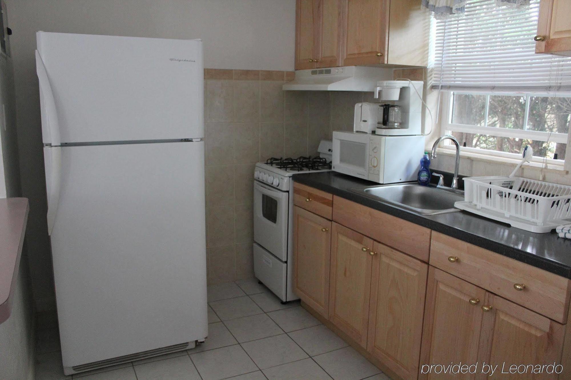 Breakaway Inn Guest House Lauderdale-by-the-Sea Extérieur photo